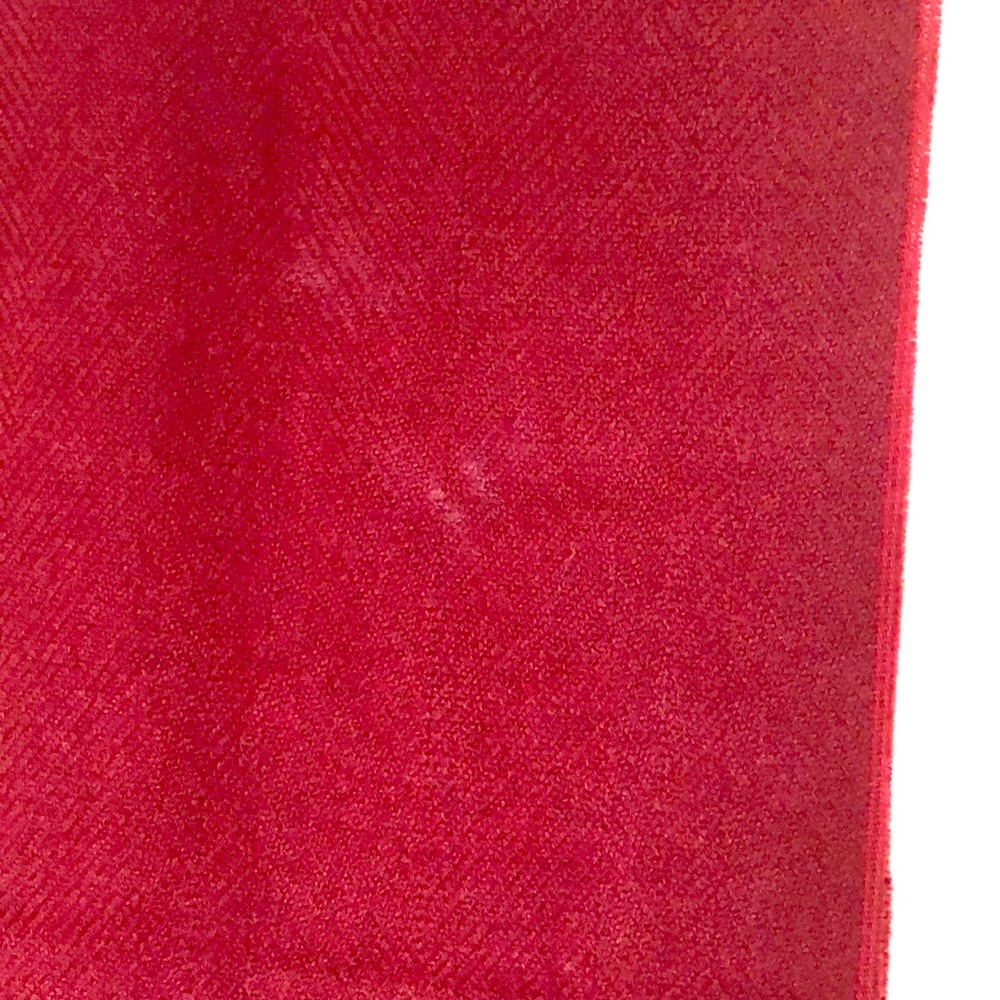 Deep red scarf - Picture 3 of 3